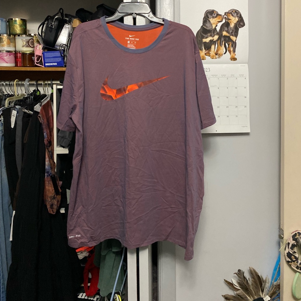 T-shirt - Picture 1 of 4